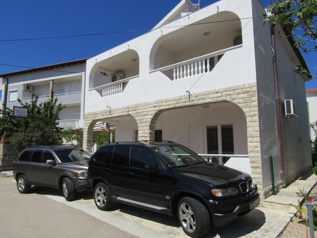 Apartments Kokor Водице Екстер'єр фото